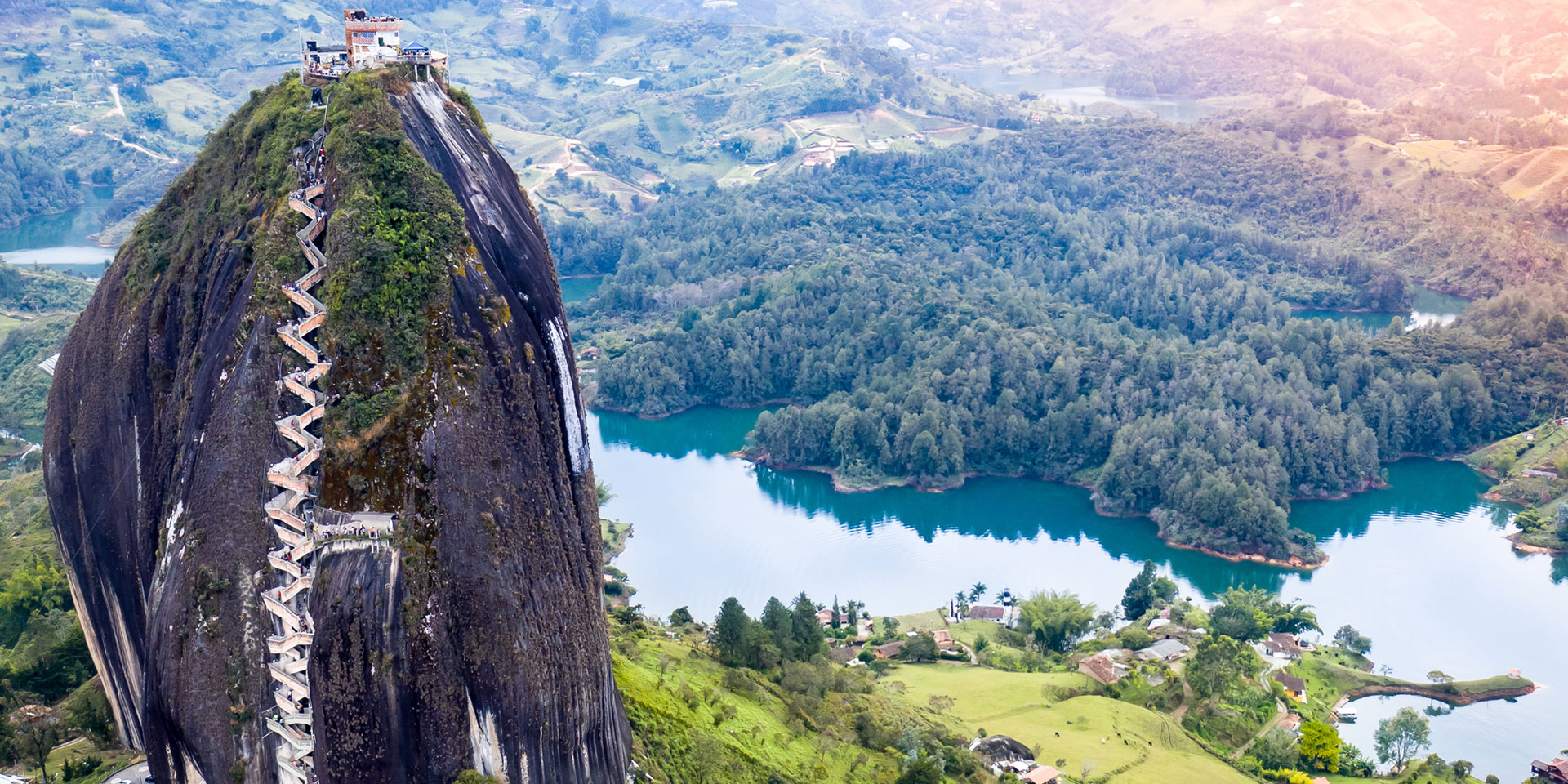 Lo Mejor de Colombia en Accion de Gracias 2026